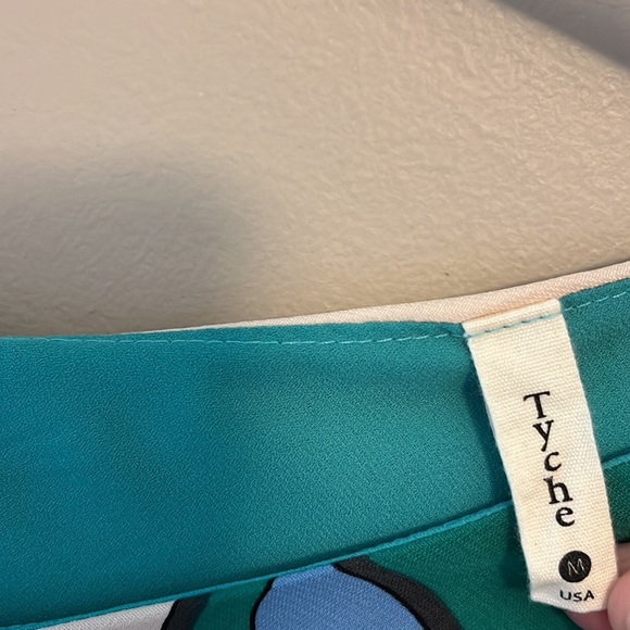 Tyche dress barley worn - Picture 3 of 3